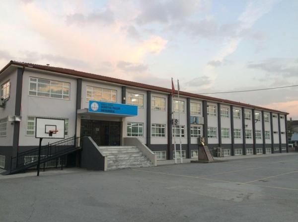 Darıca Süreyya Yalçın Ortaokulu Fotoğrafı